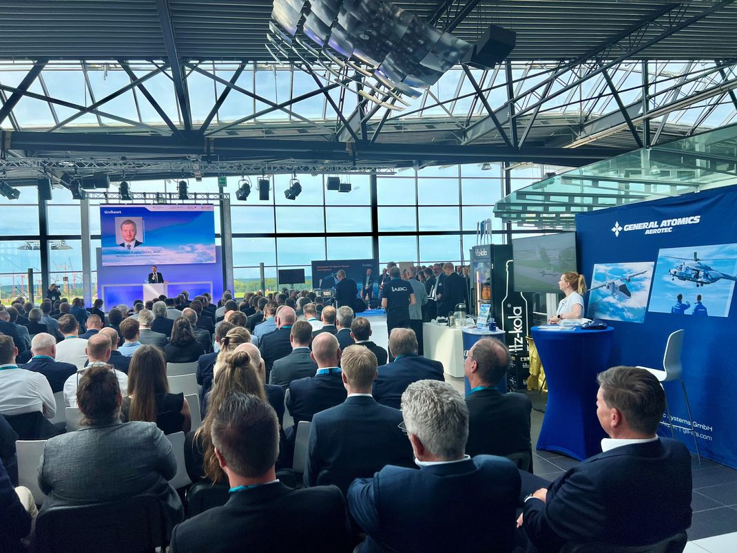 Tag_der_Luft_und_Raumfahrtregionen_37.jpg